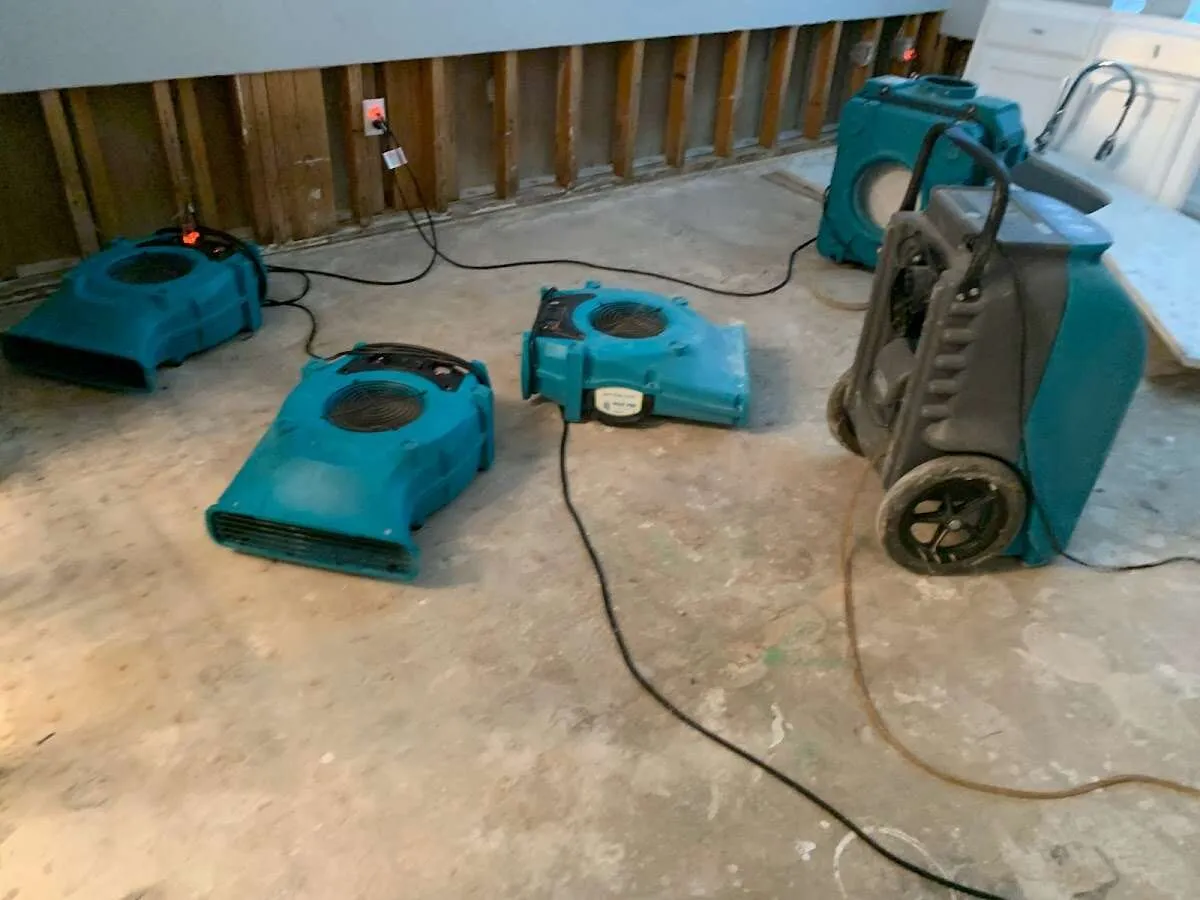 Flood Damage Cleanup in Mission Bend, TX